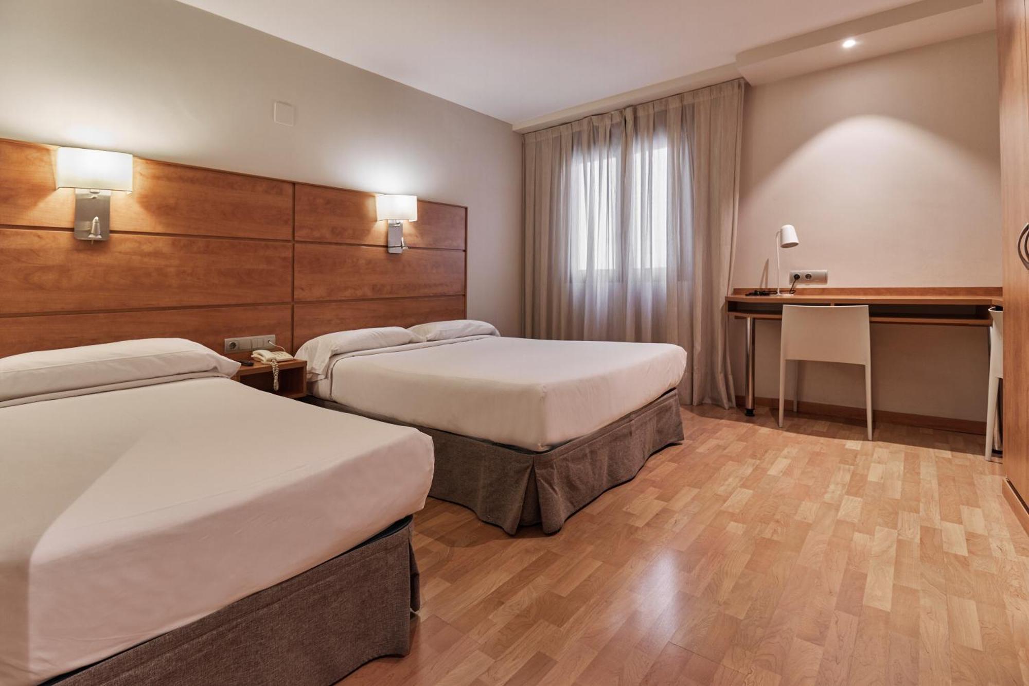 Habitación Doble con cama supletoria - No reformada