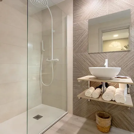 Hostal Plaza Boutique - Solo adultos-3